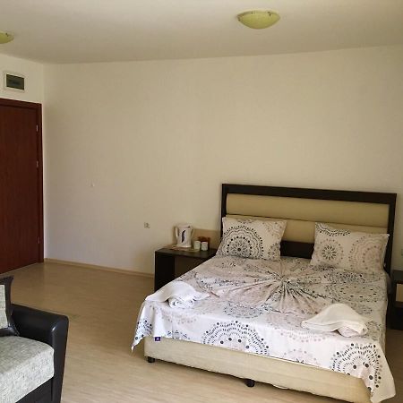 Siana 3 Suits Pomorie Buitenkant foto