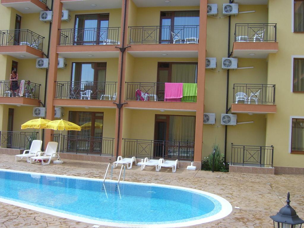 Siana 3 Suits Pomorie Buitenkant foto