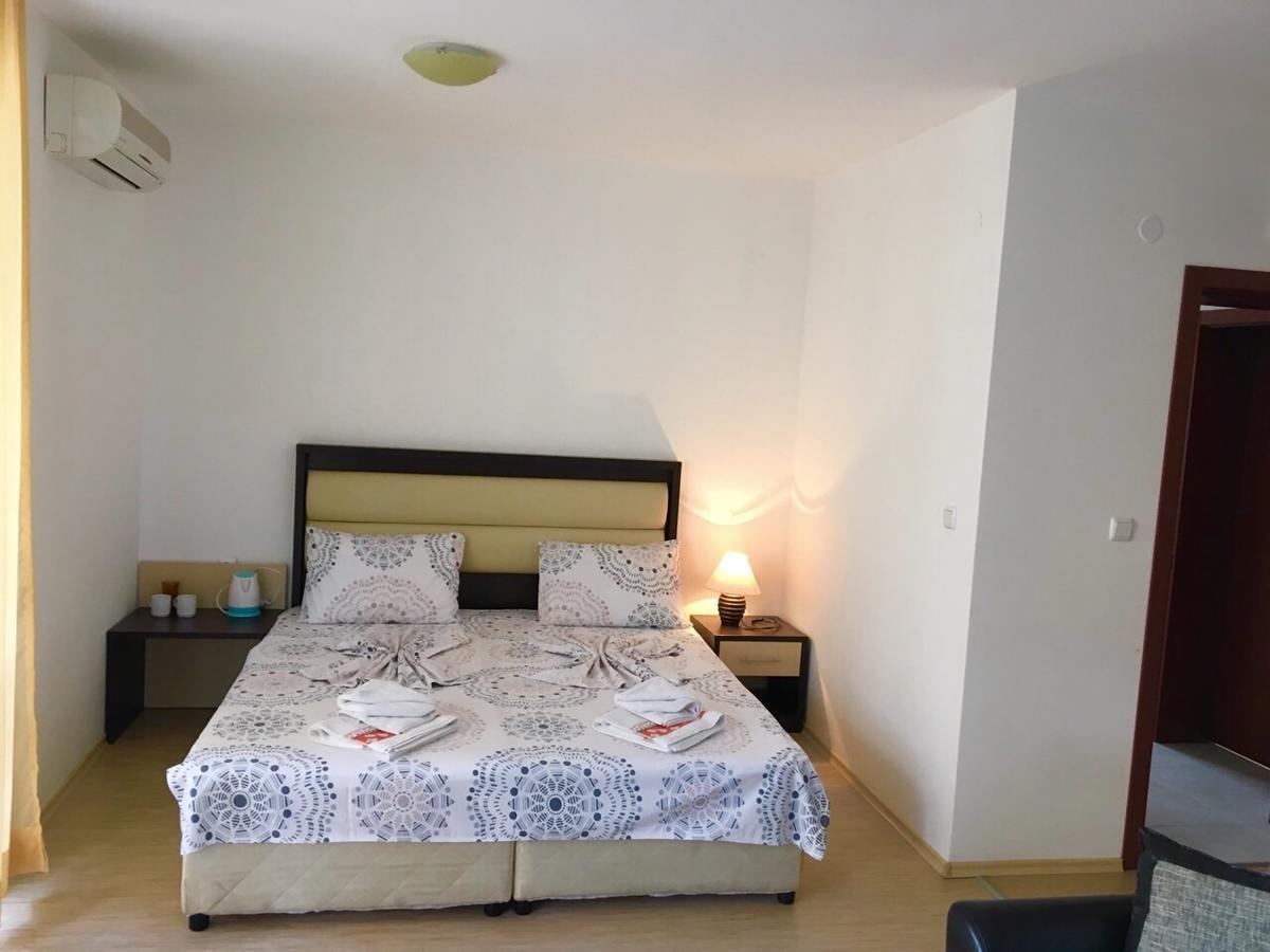 Siana 3 Suits Pomorie Buitenkant foto